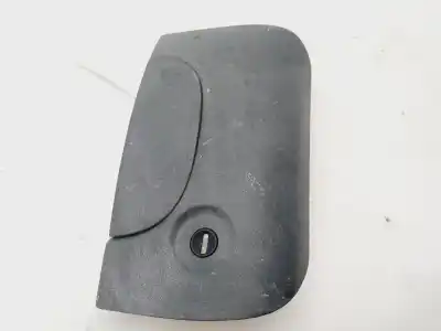 Автозапчастина б/у зовнішня ручка ворот для RENAULT KANGOO (F/KC0) RTE Посилання на OEM IAM 95164102  