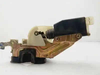 Second-hand car spare part left front door lock for opel corsa b (s93) 1.7 d (f08, f68, m68) oem iam references 90493701  