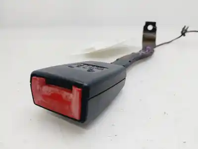 Peça sobressalente para automóvel em segunda mão chicote / encaixe cinto segurança dianteiro direito por seat leon (1p1) reference referências oem iam 5p0857756f  