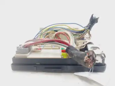 Gebrauchtes Autoersatzteil RELAIS SICHERUNGSKASTEN Multifunktionsrelais zum RENAULT SCENIC II  OEM-IAM-Referenzen 8200481866F  