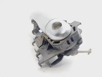 Автозапчастина б/у ЛІВА ПЕРЕДНЯ ЗОВНІШНЯ РУЧКА для RENAULT SCENIC II  Посилання на OEM IAM 8200028463  