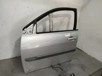 Автозапчасти б/у левая передняя дверь за renault megane ii sedán (lm0/1_) 1.5 dci (lm0f, lm0t, lm2b) ссылки oem iam 7751473728  