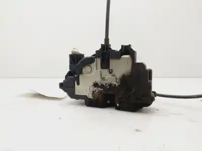 Автозапчастина б/у замок передній праві двері для renault clio iii confort dynamique посилання на oem iam 8200300125  