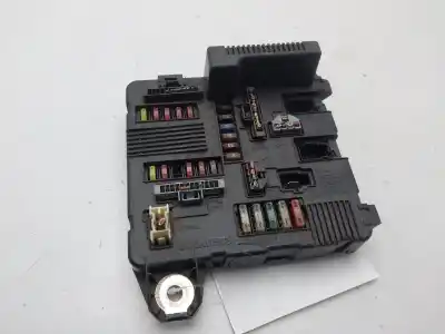 Second-hand car spare part Fuse Box Unit for RENAULT MEGANE II SEDÁN (LM0/1_) 1.5 DCI (LM0F, LM0T, LM2B) OEM IAM references 8200306033C  