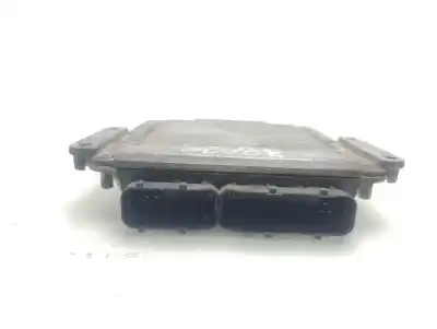 Pièce détachée automobile d'occasion CALCULATEUR MOTEUR ECU pour CHRYSLER VOYAGER (RG) 2.8 CRD LX Références OEM IAM P05094800AC  