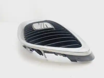Second-hand car spare part front grille for seat leon (1p1) reference oem iam references 5p0853679