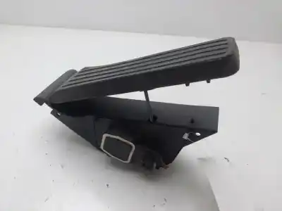 Second-hand car spare part ACCELERATOR PEDAL for MERCEDES-BENZ CLASE E (W212) FAMILIAR  OEM IAM references A2043000004  
