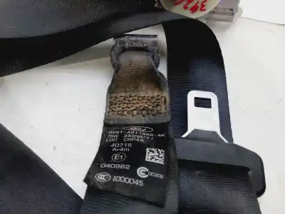 Pezzo di ricambio per auto di seconda mano CINTURA DI SICUREZZA POSTERIORE DESTRA per FORD FIESTA (CCN) Trend Riferimenti OEM IAM 8V51A611B68AK  