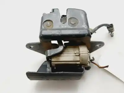Pièce détachée automobile d'occasion Coffre / Serrure De Porte pour FIAT STILO (192) 1.9 JTD CAT Références OEM IAM 0051753956  