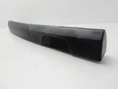 Peça sobressalente para automóvel em segunda mão puxador exterior de mala por dacia logan mcv ambiance referências oem iam 8200553159  