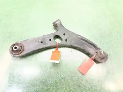 Pezzo di ricambio per auto di seconda mano braccio sospensione inferiore anteriore destro per kia rio tech 75 cv / 55 kw riferimenti oem iam 545011w000  
