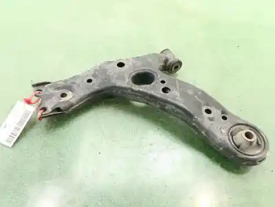 Peça sobressalente para automóvel em segunda mão braço de suspensão inferior dianteiro direito por toyota auris active referências oem iam 4806802130  