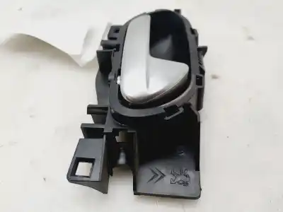 Peça sobressalente para automóvel em segunda mão puxador interior dianteiro direito por peugeot 208 style referências oem iam 96555516vv