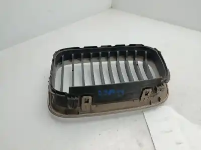 Peça sobressalente para automóvel em segunda mão grelha frontal por bmw serie 3 berlina (e46) 320d referências oem iam 8195056