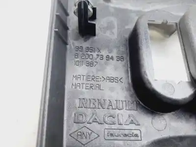 Pezzo di ricambio per auto di seconda mano console centrale per dacia sandero ambiance riferimenti oem iam 8200739438  