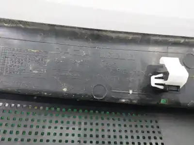 Peça sobressalente para automóvel em segunda mão grelha torpedo curcuvan por dacia duster ii prestige referências oem iam 668113292r  