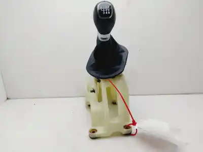 Pezzo di ricambio per auto di seconda mano leva del cambio per kia sportage basic 4x2 riferimenti oem iam 437003wxxx