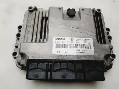 Pezzo di ricambio per auto di seconda mano CENTRALINA MOTORE per RENAULT MEGANE II BERLINA 5P Luxe Privilege Riferimenti OEM IAM 8200391966  