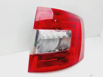 Автозапчасти б/у правый задний фонарь за skoda octavia combi (5e5) ambition 110 cv / 81 kw ссылки oem iam 5e9945096  