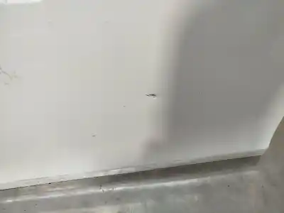 Second-hand car spare part Left Front Door for CHEVROLET CRUZE 2.0 LS [2.0 Ltr. - 92 kW Diesel CAT] OEM IAM references 95987757  