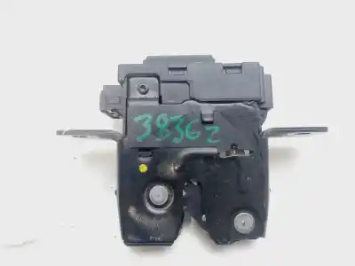 Second-hand car spare part trunk lock for renault clio iii authentique oem iam references 8200947699  