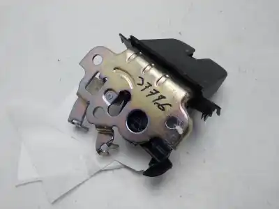 Pièce détachée automobile d'occasion COFFRE / SERRURE DE PORTE pour SKODA FABIA  Références OEM IAM 8R0827505  