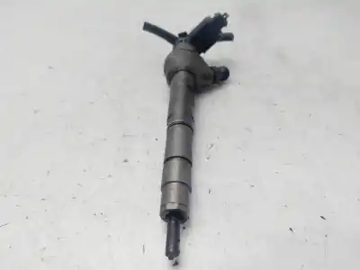 Second-hand car spare part injector for seat leon (5f1) 1.6 tdi oem iam references 04l130277g  
