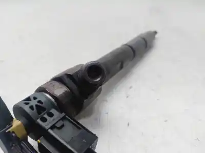 Second-hand car spare part injector for seat leon (5f1) 1.6 tdi oem iam references 04l130277g  