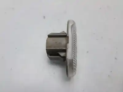 Peça sobressalente para automóvel em segunda mão farolim do lado direito por renault kangoo profesional referências oem iam 8200257684  