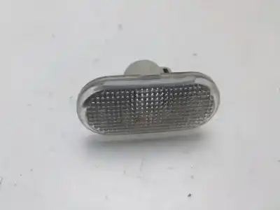 Peça sobressalente para automóvel em segunda mão farolim do lado esquerdo por renault kangoo profesional referências oem iam 8200257684  