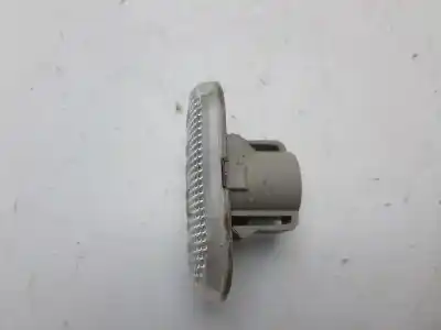 Peça sobressalente para automóvel em segunda mão farolim do lado esquerdo por renault kangoo profesional referências oem iam 8200257684  