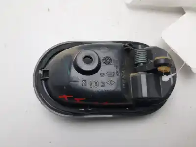 Second-hand car spare part Interior Left Rear Handle for DACIA SANDERO Ambiance OEM IAM references 8200733848  