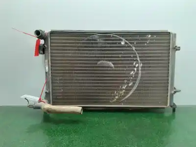Автозапчасти б/у ВОДЯНОЙ РАДИАТОР за SEAT LEON (1P1) 1.6 ссылки OEM IAM 1K0121251P  