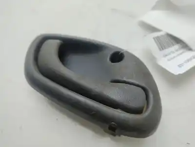 Second-hand car spare part INTERIOR RIGHT FRONT HANDLE for SUZUKI GRAND VITARA 5 PUERTAS SQ (FT) 2.0 TD OEM IAM references 8311060G01T01  