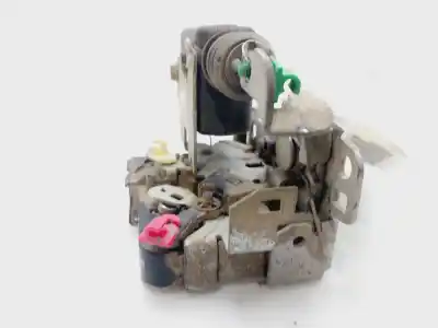 Second-hand car spare part left front door lock for dacia logan mcv laureate oem iam references 8200928452  