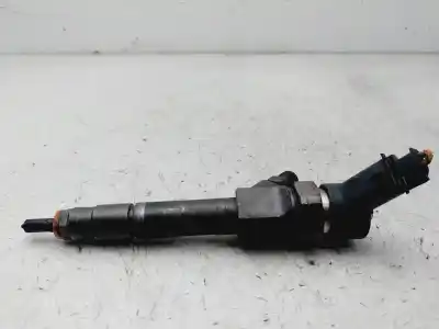 Second-hand car spare part INJECTOR for RENAULT SCENIC II Grand Luxe Dynamique 120 CV / 88 KW OEM IAM references 8200100272  