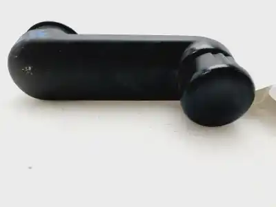 Second-hand car spare part RIGHT FRONT WINDOW CRANK HANDLE for DACIA SANDERO  OEM IAM references 8200673745  