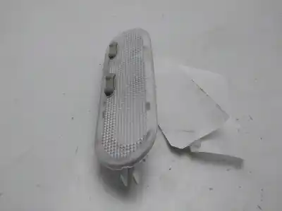 Peça sobressalente para automóvel em segunda mão luz interior por renault kangoo profesional referências oem iam 8200439423  