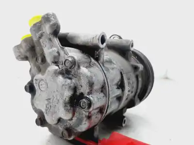 Pièce détachée automobile d'occasion Compresseur De Climatisation pour RENAULT KANGOO (F/KC0) Authentique Références OEM IAM 8200315744  