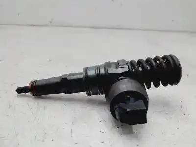 Peça sobressalente para automóvel em segunda mão injetor por seat leon (1p1) reference referências oem iam 038130073ag  