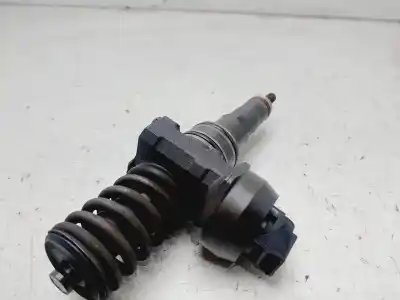 Peça sobressalente para automóvel em segunda mão injetor por seat leon (1p1) reference referências oem iam 038130073ag  