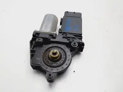 Gebrauchtes Autoersatzteil Vorderer Linker Fenstermotor zum VOLKSWAGEN PASSAT B5.5 (3B3) 1.9 TDI OEM-IAM-Referenzen 1C1959802  