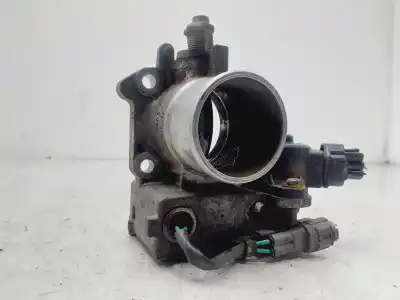 Pièce détachée automobile d'occasion Boitier De Papillon pour TOYOTA COROLLA (E12) 2.0 D-4D Sol Sedán Références OEM IAM 2610027020  