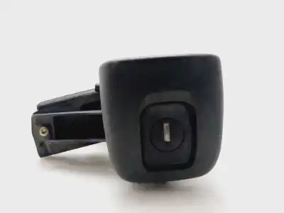 Pezzo di ricambio per auto di seconda mano maniglia esterna del cancello per renault clio ii fase i (b/cbo) 1.9 dti diesel 80 cv / 59 kw riferimenti oem iam 8200060918  