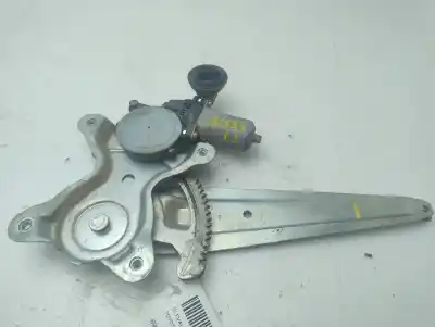 Автозапчасти б/у регулятор стекла заднего левого за toyota rav 4 (a3) executive ссылки oem iam 6980442040  