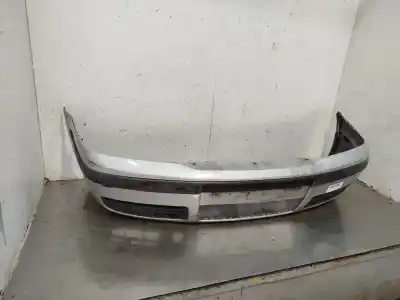 Автозапчастина б/у передній бампер для SKODA OCTAVIA COMBI (1U5) Tour 90 CV / 66 KW Посилання на OEM IAM 1U0807221K  