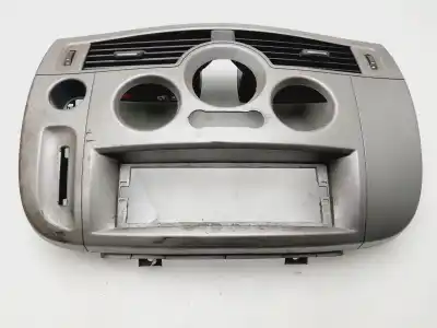 Peça sobressalente para automóvel em segunda mão CONSOLA CENTRAL por RENAULT SCENIC II Confort Expression Referências OEM IAM 8200140710  