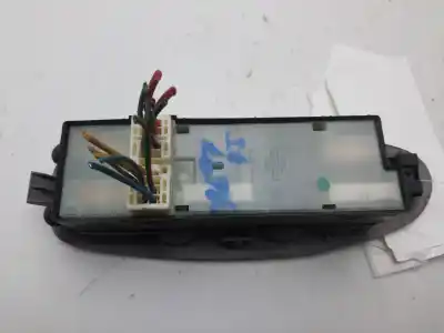 Автозапчасти б/у ВЫКЛЮЧАТЕЛЬ ЛЕВОГО ПЕРЕДНЕГО ОКНА за NISSAN ALMERA TINO (V10M) (05.2000->) 2.2 Acenta [2.2 Ltr. - 82 kW dCi Diesel CAT] ссылки OEM IAM 80961BU400  