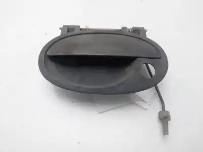 Pezzo di ricambio per auto di seconda mano maniglia esterna anteriore sinistra per opel combo cargo riferimenti oem iam 09201063  