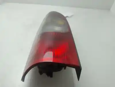 Gebrauchtes Autoersatzteil Rückleuchte außen links zum OPEL MOVANO (2004 =>) Furgón corto L1H1 3.3t OEM-IAM-Referenzen 8200171472  